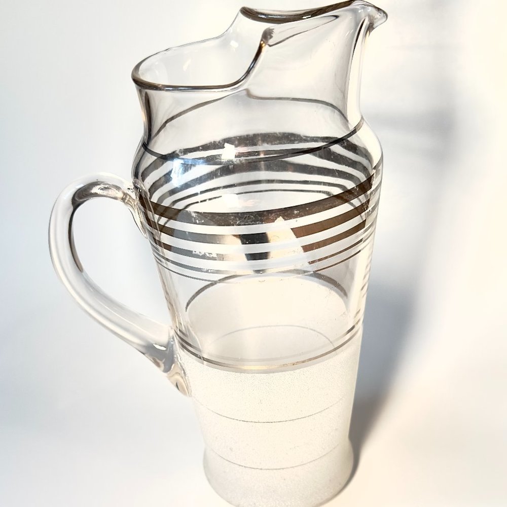 1940'S MACBETH EVANS COCKTAIL PITCHER WITH FROSTED BOTTOM & PLATINUM COLOR RINGS
